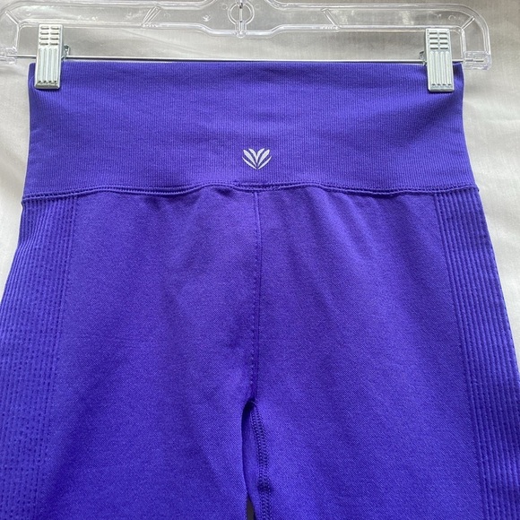 Forever 21 cobalt blue 2 piece ribbed athletic set, size small - Picture 11 of 12